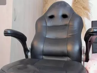 Emma-andreew1's Live Sex Cam Show