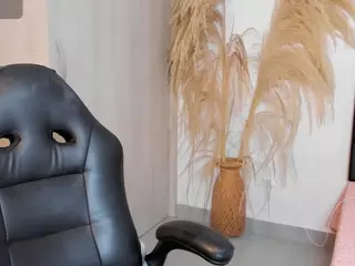 Emma-andreew1's Live Sex Cam Show