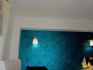 awesome-jolie's Live Sex Cam Show