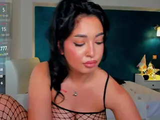 awesome-jolie's Live Sex Cam Show