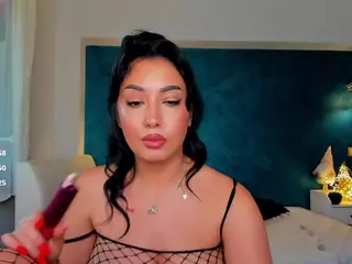 awesome-jolie's Live Sex Cam Show