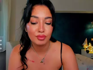 awesome-jolie's Live Sex Cam Show