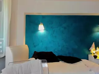 awesome-jolie's Live Sex Cam Show