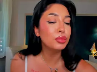 awesome-jolie's Live Sex Cam Show