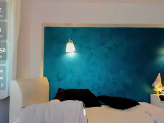awesome-jolie's Live Sex Cam Show