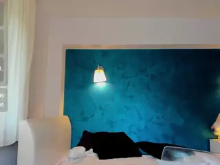 awesome-jolie's Live Sex Cam Show