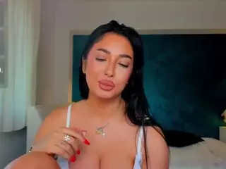 awesome-jolie's Live Sex Cam Show