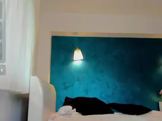 awesome-jolie's Live Sex Cam Show