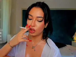 awesome-jolie's Live Sex Cam Show