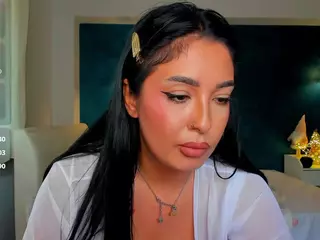 awesome-jolie's Live Sex Cam Show