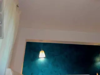 awesome-jolie's Live Sex Cam Show