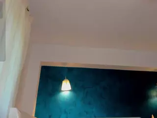 awesome-jolie's Live Sex Cam Show