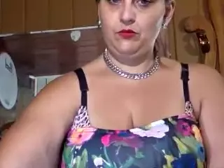 ChanelChutneyHornyBBWhore's Live Sex Cam Show