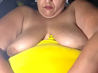 ChanelChutneyHornyBBWhore's Live Sex Cam Show