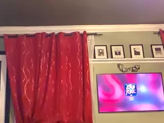 ChanelChutneyHornyBBWhore's Live Sex Cam Show