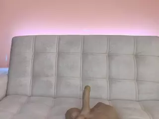 almacastillo's Live Sex Cam Show