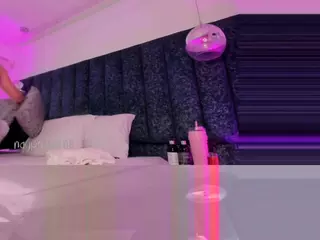 Arianna Suarezz's Live Sex Cam Show