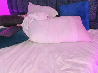 Arianna Suarezz's Live Sex Cam Show