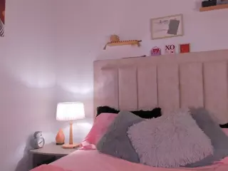 Avalineblanc's Live Sex Cam Show