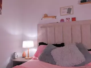 Avalineblanc's Live Sex Cam Show
