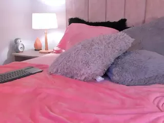 Avalineblanc's Live Sex Cam Show
