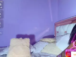 Julieth-Rossi's Live Sex Cam Show
