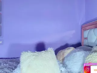 Julieth-Rossi's Live Sex Cam Show