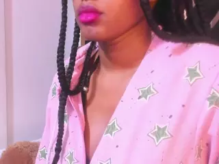 Lucia's Live Sex Cam Show