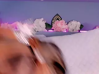 RoseMonrooe's Live Sex Cam Show