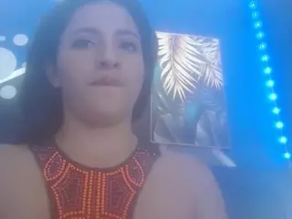 cherry-lov3's Live Sex Cam Show