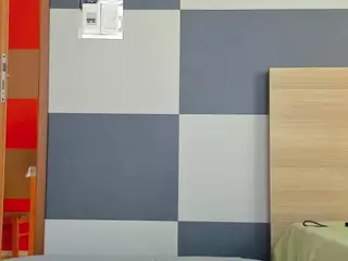 KieraThomas's Live Sex Cam Show