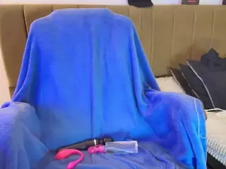 Rapunzelll's Live Sex Cam Show