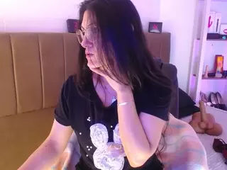 Rapunzelll's Live Sex Cam Show