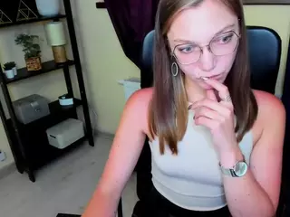 EmillyPlay's Live Sex Cam Show