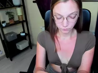 EmillyPlay's Live Sex Cam Show