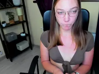 EmillyPlay's Live Sex Cam Show