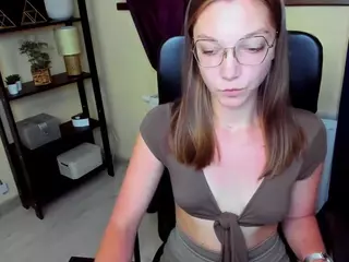 EmillyPlay's Live Sex Cam Show