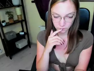 EmillyPlay's Live Sex Cam Show