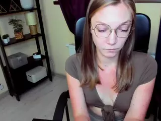 EmillyPlay's Live Sex Cam Show