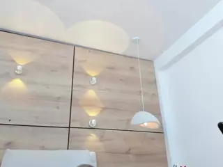 thaylanaa's Live Sex Cam Show