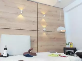 thaylanaa's Live Sex Cam Show