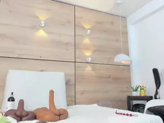 thaylanaa's Live Sex Cam Show