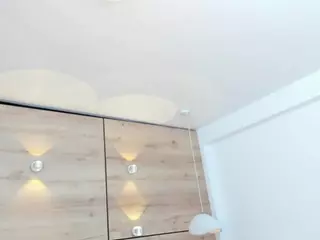 thaylanaa's Live Sex Cam Show