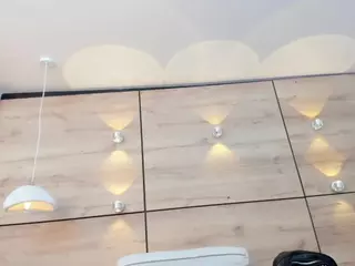 thaylanaa's Live Sex Cam Show