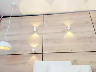 thaylanaa's Live Sex Cam Show
