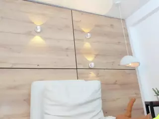 thaylanaa's Live Sex Cam Show
