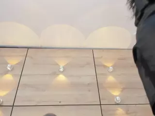 thaylanaa's Live Sex Cam Show