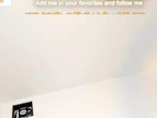 is_mishelle's Live Sex Cam Show