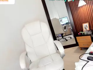 is_mishelle's Live Sex Cam Show