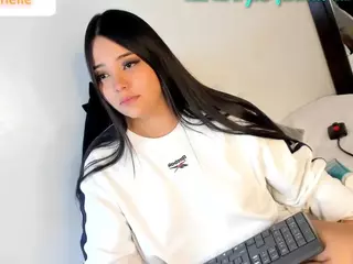 is_mishelle's Live Sex Cam Show